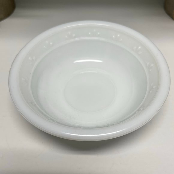 Vintage AVON Skin-So-Soft Delft Blue Bath Oil Bowl & Pitcher Set 1970's - Picture 6 of 9